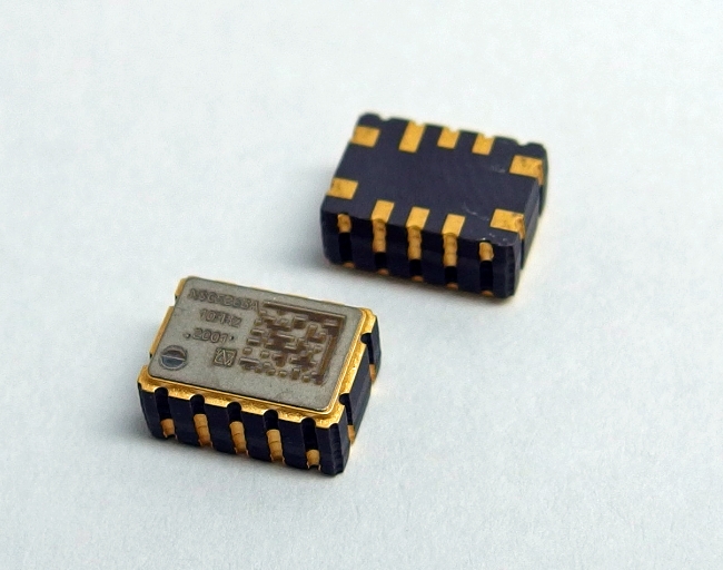 [World's smallest-class 7mm x 5mm OCXO NH7050SA capable of handling high temperatures (+95°C) for 5G base stations]
