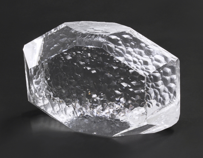 Synthetic Quartz Crystal for SAW Device